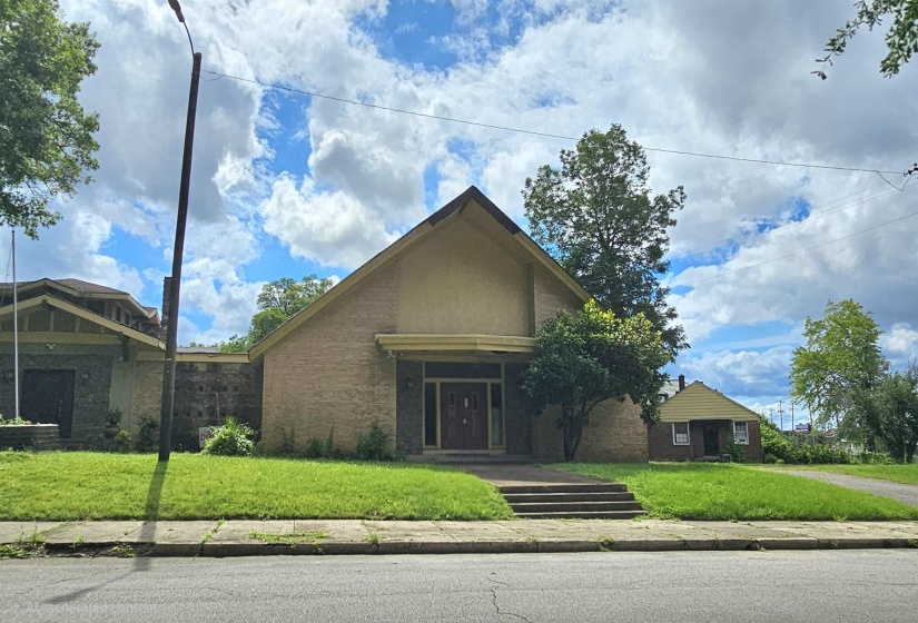 1293 LAMAR AVE, Memphis, Tennessee 38104, 0 , 0 ,0,Commercial/industrial,For Sale,LAMAR,0,10223971