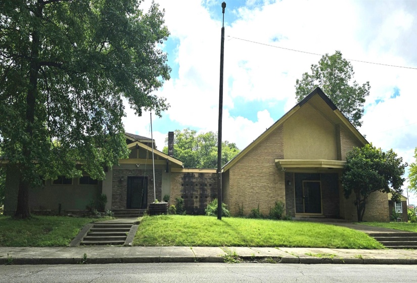 1293 LAMAR AVE, Memphis, Tennessee 38104, 0 , 0 ,0,Commercial/industrial,For Sale,LAMAR,0,10223971