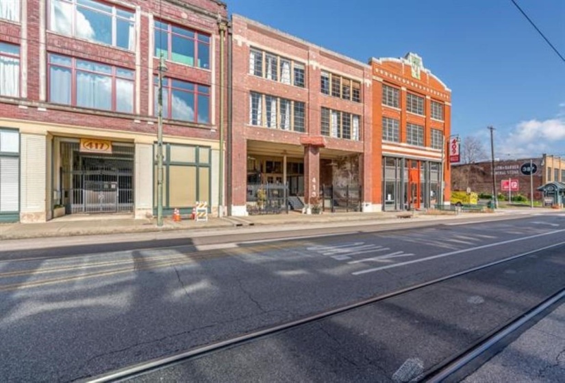 413 MAIN ST, Memphis, Tennessee 38103, 1 Bedroom Bedrooms, 1 Room Rooms,1 BathroomBathrooms,Rental Properties,For Sale,MAIN,0,10223956
