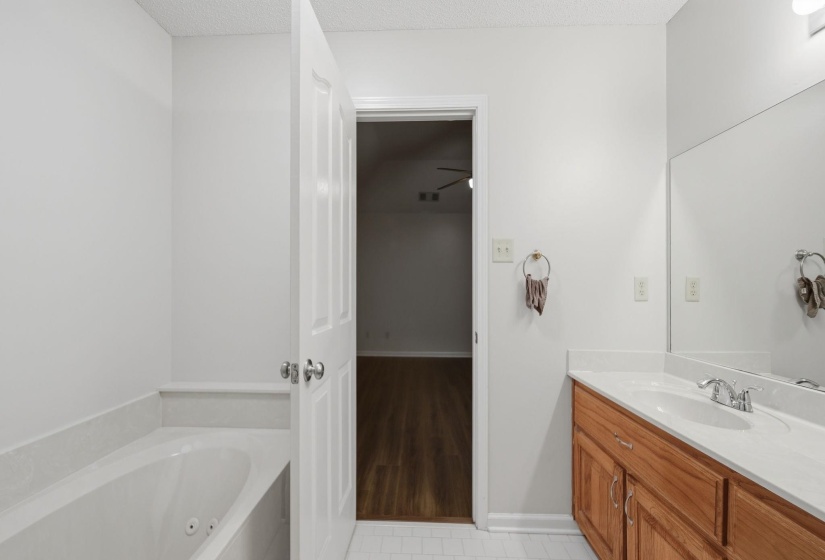 Jetted Tub; double vanities