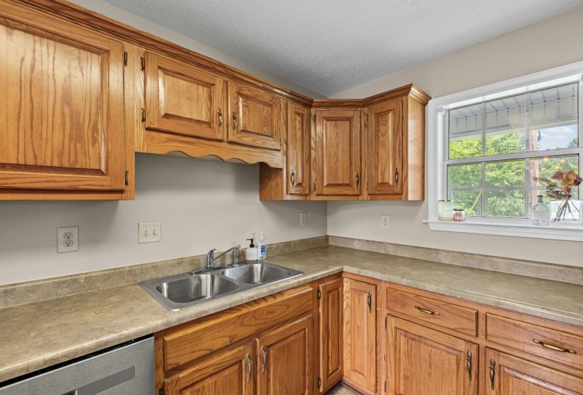 1140 LONG RD, Covington, Tennessee 38019, 3 Bedrooms Bedrooms, 6 Rooms Rooms,2 BathroomsBathrooms,Residential,For Sale,LONG,10223960