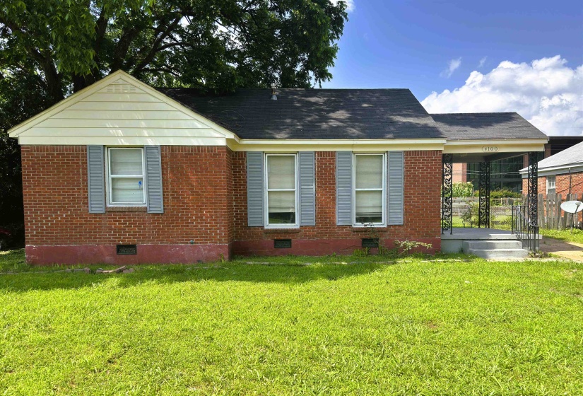 4100 VAUGHN RD, Memphis, Tennessee 38122, 2 Bedrooms Bedrooms, 5 Rooms Rooms,1 BathroomBathrooms,Rental Properties,For Sale,VAUGHN,10224021