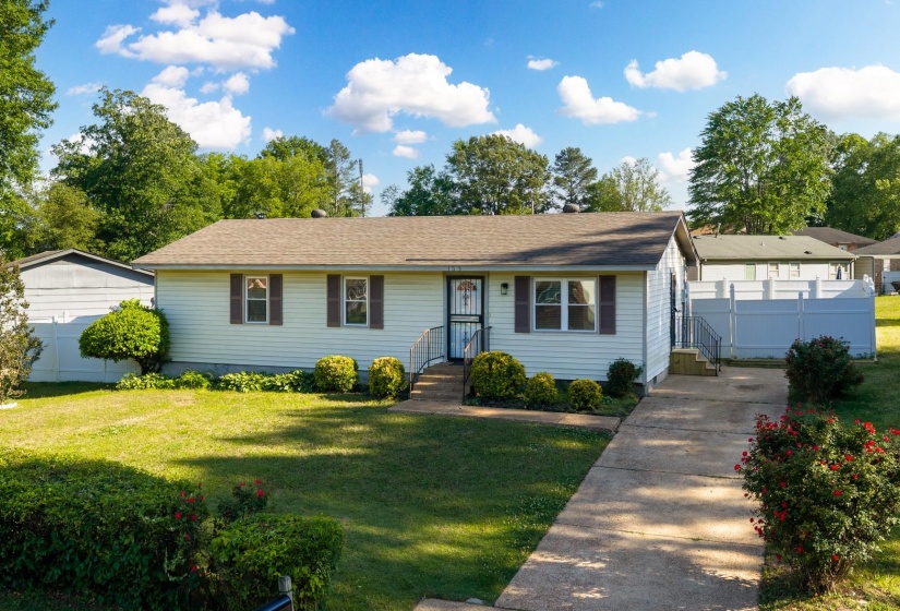 153 SEVEN PINES DR, Collierville, Tennessee 38017, 3 Bedrooms Bedrooms, 6 Rooms Rooms,1 BathroomBathrooms,Residential,For Sale,SEVEN PINES,10219729