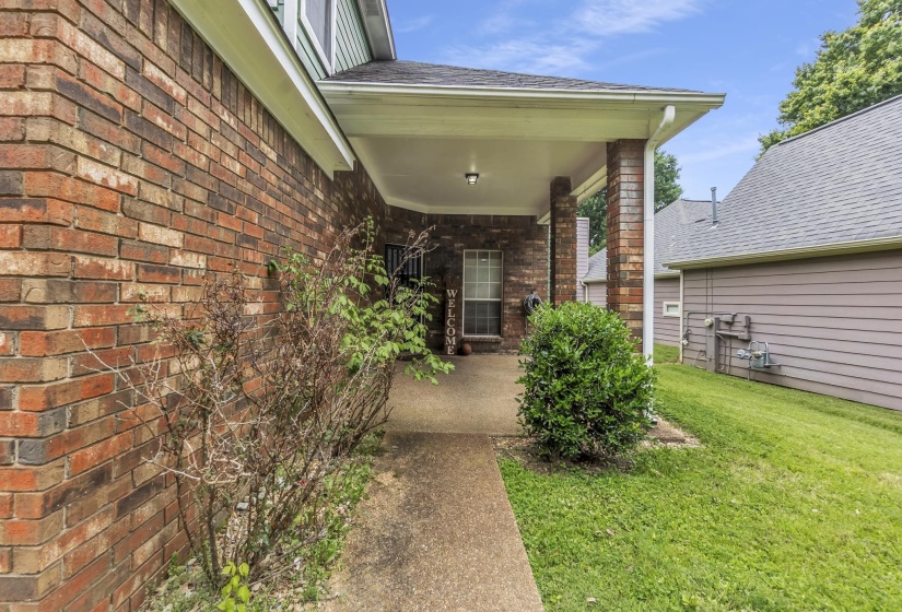 5543 PINE OAK LN, Bartlett, Tennessee 38135, 3 Bedroom Bedrooms, 6 Room Rooms,2 BathroomBathrooms,Residential,For Sale,PINE OAK,0,10223535