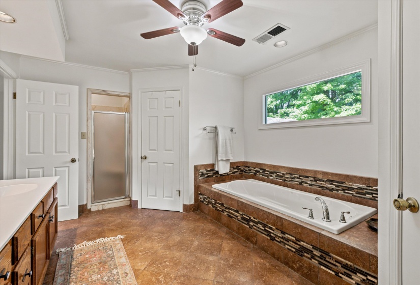 1863 MILLER FARMS RD, Germantown, Tennessee 38138, 5 Bedroom Bedrooms, 1 Room Rooms,4 BathroomBathrooms,Residential,For Sale,MILLER FARMS,0,10223983