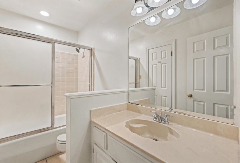 1863 MILLER FARMS RD, Germantown, Tennessee 38138, 5 Bedroom Bedrooms, 1 Room Rooms,4 BathroomBathrooms,Residential,For Sale,MILLER FARMS,0,10223983