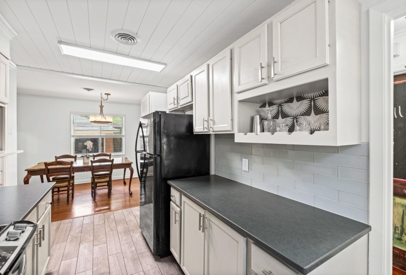 5030 WELCHSHIRE AVE, Memphis, Tennessee 38117, 3 Bedroom Bedrooms, 7 Room Rooms,1.1 BathroomBathrooms,Residential,For Sale,WELCHSHIRE,0,10223984