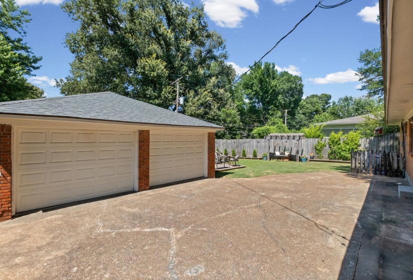 5030 WELCHSHIRE AVE, Memphis, Tennessee 38117, 3 Bedroom Bedrooms, 7 Room Rooms,1.1 BathroomBathrooms,Residential,For Sale,WELCHSHIRE,0,10223984