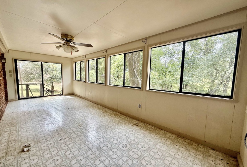 6235 MCKINSTRY RD, Moscow, Tennessee 38076, 4 Bedroom Bedrooms, 14 Room Rooms,3 BathroomBathrooms,Residential,For Sale,MCKINSTRY,0,10223987