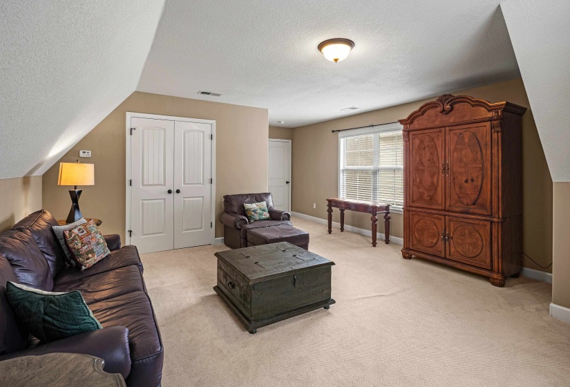 5243 CONIFER VIEW LN, Lakeland, Tennessee 38002, 4 Bedrooms Bedrooms, 8 Rooms Rooms,2 BathroomsBathrooms,Residential,For Sale,CONIFER VIEW,10223990