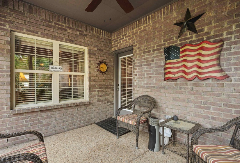 5243 CONIFER VIEW LN, Lakeland, Tennessee 38002, 4 Bedrooms Bedrooms, 8 Rooms Rooms,2 BathroomsBathrooms,Residential,For Sale,CONIFER VIEW,10223990