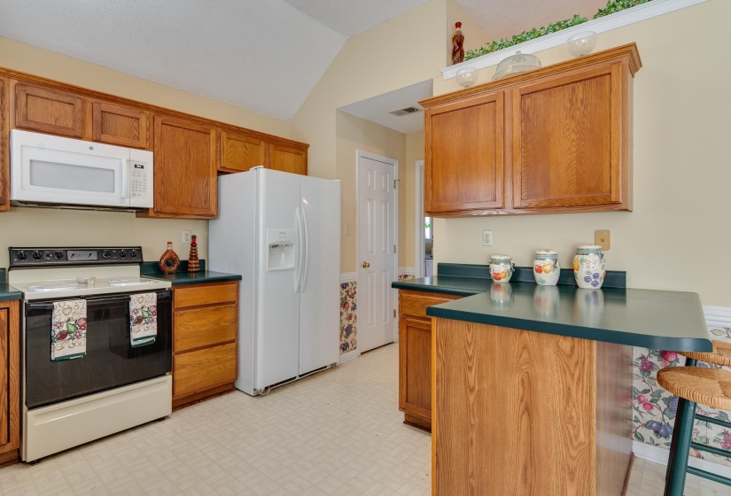 796 RADIANCE DR, Memphis, Tennessee 38018, 3 Bedroom Bedrooms, 6 Room Rooms,2 BathroomBathrooms,Residential,For Sale,RADIANCE,0,10224000