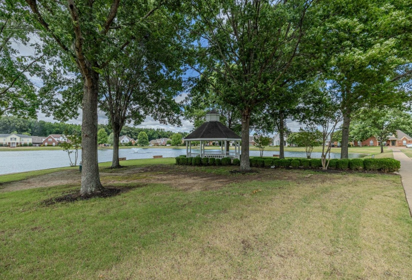 96 BERRYFIELD CV, Collierville, Tennessee 38017, 4 Bedroom Bedrooms, 7 Room Rooms,2.1 BathroomBathrooms,Residential,For Sale,BERRYFIELD,0,10224018