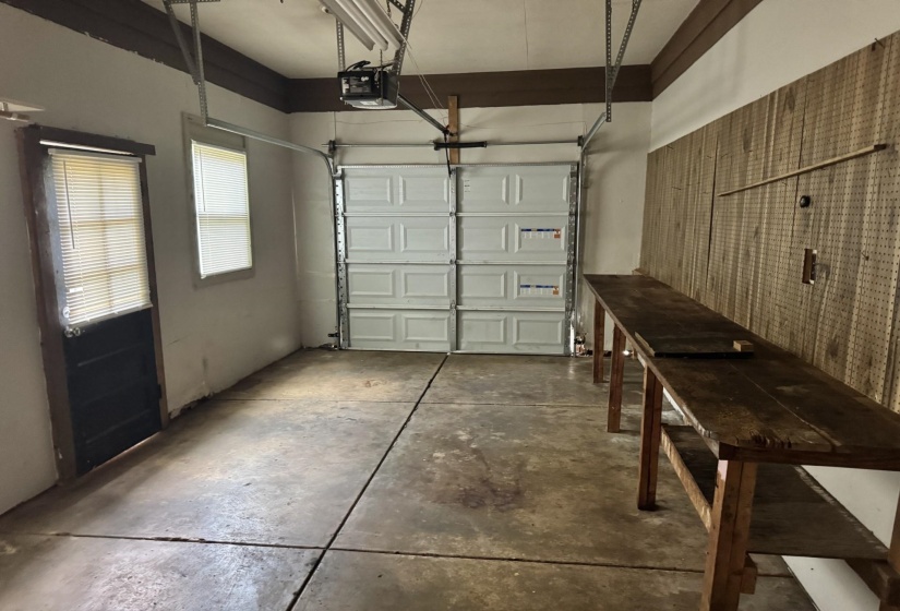 5433 LOCH LOMOND RD, Memphis, Tennessee 38116, 3 Bedroom Bedrooms, 5 Room Rooms,1 BathroomBathrooms,Residential,For Sale,LOCH LOMOND,0,10224024