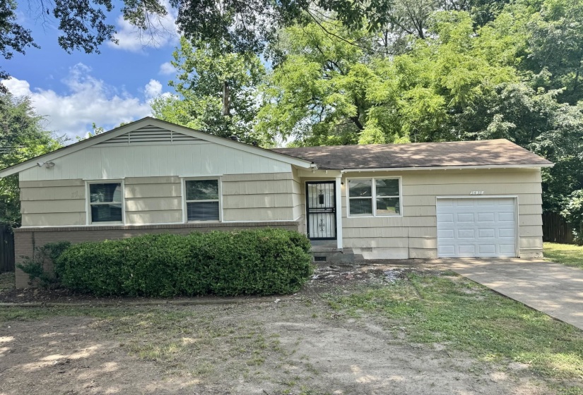 5433 LOCH LOMOND RD, Memphis, Tennessee 38116, 3 Bedroom Bedrooms, 5 Room Rooms,1 BathroomBathrooms,Residential,For Sale,LOCH LOMOND,0,10224024