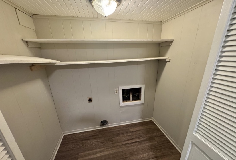 5433 LOCH LOMOND RD, Memphis, Tennessee 38116, 3 Bedroom Bedrooms, 5 Room Rooms,1 BathroomBathrooms,Residential,For Sale,LOCH LOMOND,0,10224024