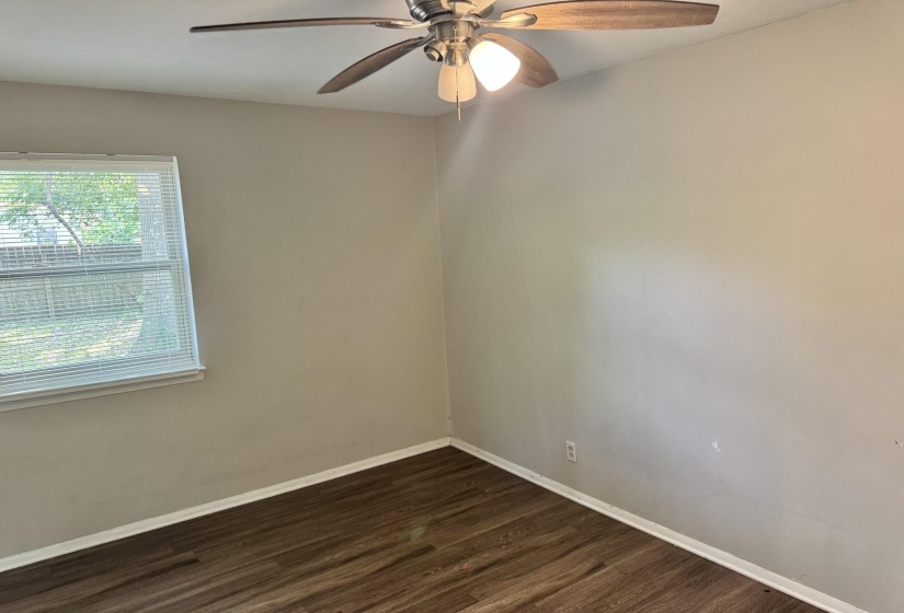5433 LOCH LOMOND RD, Memphis, Tennessee 38116, 3 Bedroom Bedrooms, 5 Room Rooms,1 BathroomBathrooms,Residential,For Sale,LOCH LOMOND,0,10224024