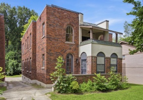 2301 MADISON AVE, Memphis, Tennessee 38104, 3 Bedrooms Bedrooms, ,2 BathroomsBathrooms,Duplexes,For Sale,MADISON,10224041 2301 MADISON AVE, Memphis, Tennessee 38104, 3 Bedrooms Bedrooms, ,2 BathroomsBathrooms,Duplexes,For Sale,MADISON,10224041