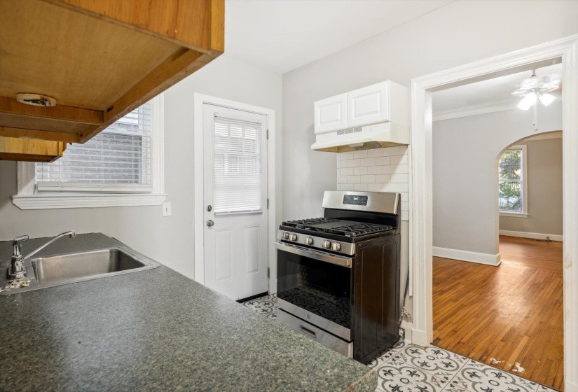 1337 HARBERT AVE, Memphis, Tennessee 38104, 3 Bedrooms Bedrooms, ,1 BathroomBathrooms,Duplexes,For Sale,HARBERT,10224042