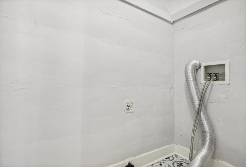 1337 HARBERT AVE, Memphis, Tennessee 38104, 3 Bedrooms Bedrooms, ,1 BathroomBathrooms,Duplexes,For Sale,HARBERT,10224042