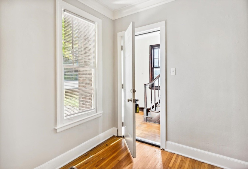 1337 HARBERT AVE, Memphis, Tennessee 38104, 3 Bedrooms Bedrooms, ,1 BathroomBathrooms,Duplexes,For Sale,HARBERT,10224042