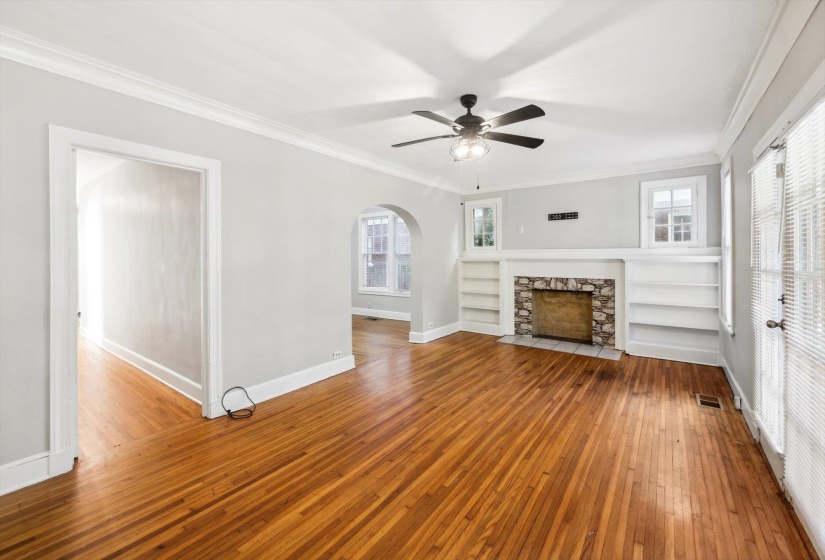 1337 HARBERT AVE, Memphis, Tennessee 38104, 3 Bedrooms Bedrooms, ,1 BathroomBathrooms,Duplexes,For Sale,HARBERT,10224042