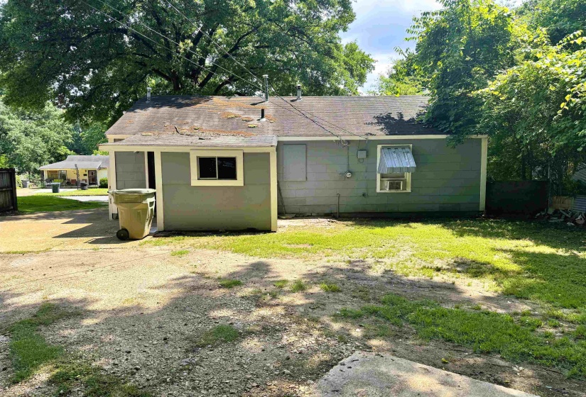 4374 DEBORAH AVE, Memphis, Tennessee 38108, 2 Bedrooms Bedrooms, 4 Rooms Rooms,1 BathroomBathrooms,Rental Properties,For Sale,DEBORAH,10224029