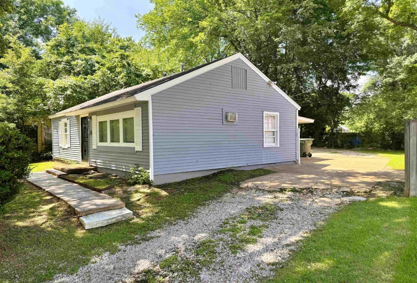 4374 DEBORAH AVE, Memphis, Tennessee 38108, 2 Bedrooms Bedrooms, 4 Rooms Rooms,1 BathroomBathrooms,Rental Properties,For Sale,DEBORAH,10224029