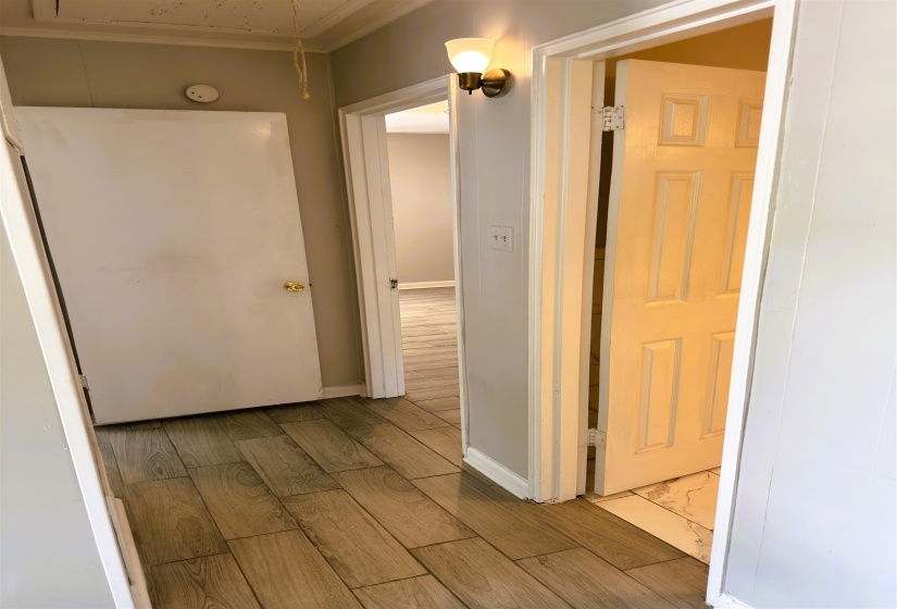 4374 DEBORAH AVE, Memphis, Tennessee 38108, 2 Bedrooms Bedrooms, 4 Rooms Rooms,1 BathroomBathrooms,Rental Properties,For Sale,DEBORAH,10224029