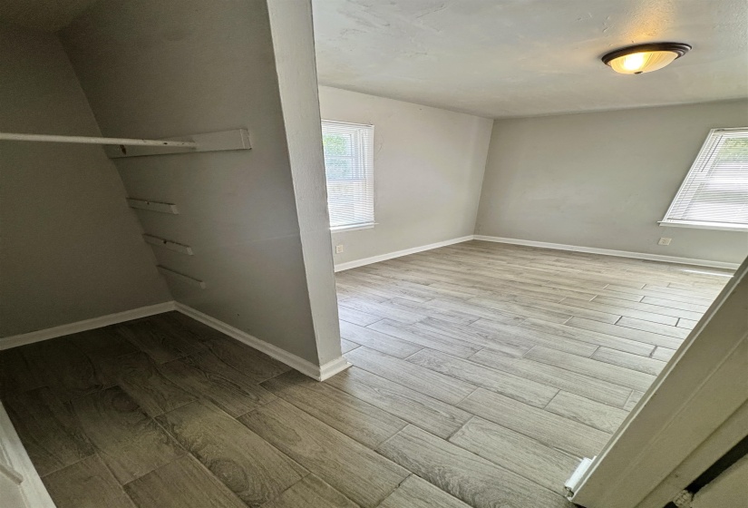 4374 DEBORAH AVE, Memphis, Tennessee 38108, 2 Bedrooms Bedrooms, 4 Rooms Rooms,1 BathroomBathrooms,Rental Properties,For Sale,DEBORAH,10224029