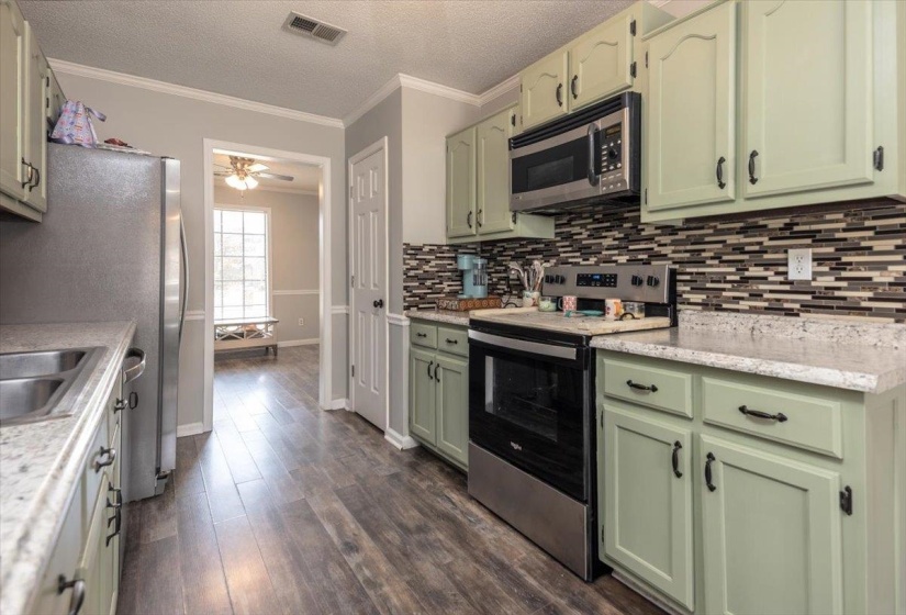 3115 VIA LOPEZ DR, Bartlett, Tennessee 38133, 3 Bedroom Bedrooms, 7 Room Rooms,2 BathroomBathrooms,Residential,For Sale,VIA LOPEZ,0,10221893