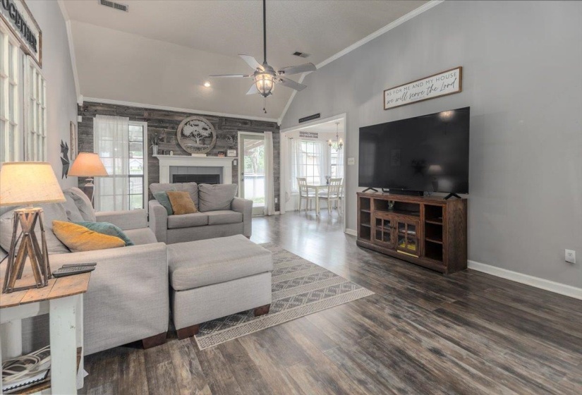 3115 VIA LOPEZ DR, Bartlett, Tennessee 38133, 3 Bedroom Bedrooms, 7 Room Rooms,2 BathroomBathrooms,Residential,For Sale,VIA LOPEZ,0,10221893