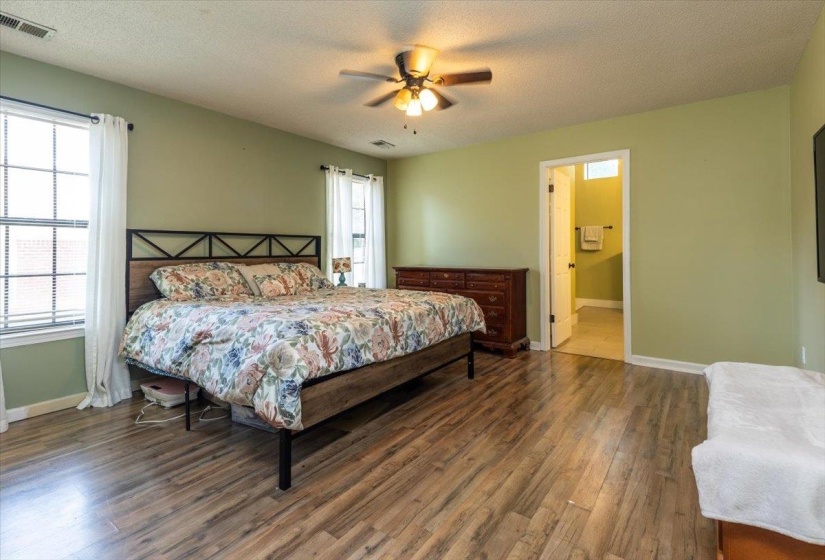 3115 VIA LOPEZ DR, Bartlett, Tennessee 38133, 3 Bedroom Bedrooms, 7 Room Rooms,2 BathroomBathrooms,Residential,For Sale,VIA LOPEZ,0,10221893