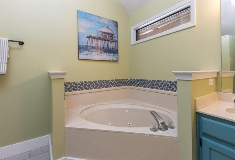 3115 VIA LOPEZ DR, Bartlett, Tennessee 38133, 3 Bedroom Bedrooms, 7 Room Rooms,2 BathroomBathrooms,Residential,For Sale,VIA LOPEZ,0,10221893