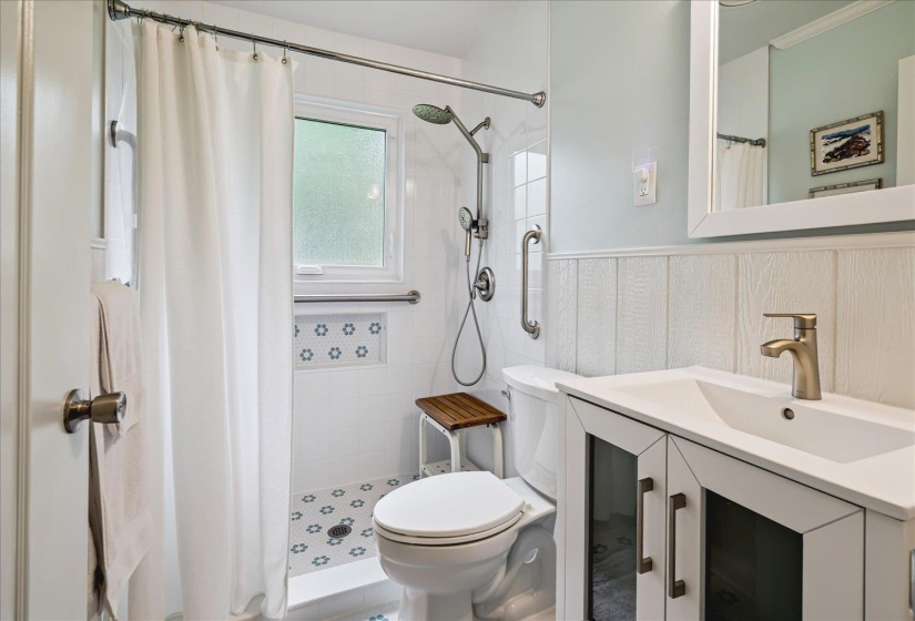 4927 DEE RD, Memphis, Tennessee 38117, 3 Bedroom Bedrooms, 7 Room Rooms,2 BathroomBathrooms,Residential,For Sale,DEE,0,10223437