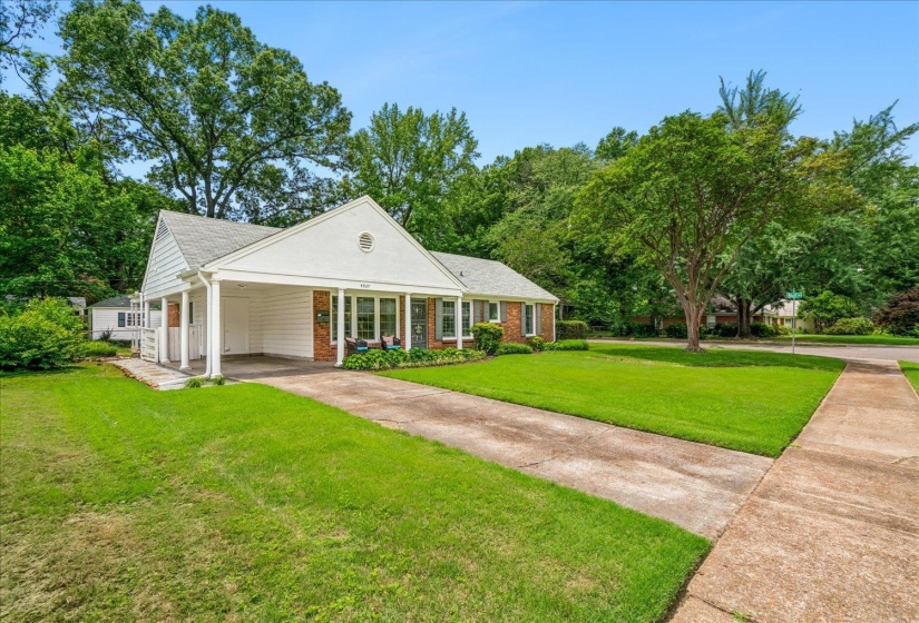 4927 DEE RD, Memphis, Tennessee 38117, 3 Bedroom Bedrooms, 7 Room Rooms,2 BathroomBathrooms,Residential,For Sale,DEE,0,10223437