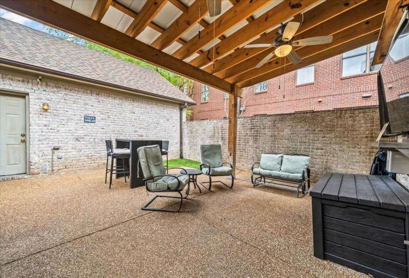 4 MINA AVE, Memphis, Tennessee 38103, 2 Bedroom Bedrooms, 5 Room Rooms,2.1 BathroomBathrooms,Residential,For Sale,MINA,0,10224038