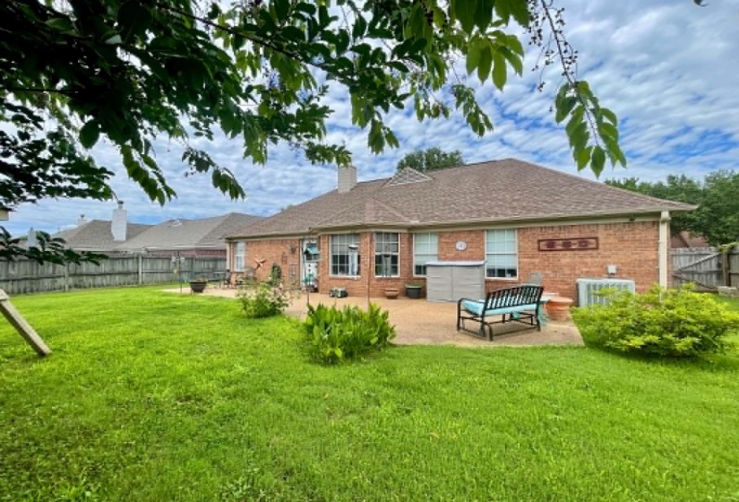 50 VILLAGE DR, Oakland, Tennessee 38060, 3 Bedrooms Bedrooms, 5 Rooms Rooms,2 BathroomsBathrooms,Residential,For Sale,VILLAGE,10224043