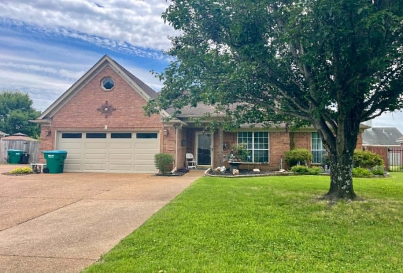 50 VILLAGE DR, Oakland, Tennessee 38060, 3 Bedrooms Bedrooms, 5 Rooms Rooms,2 BathroomsBathrooms,Residential,For Sale,VILLAGE,10224043