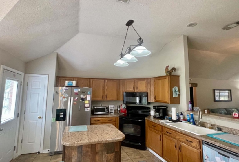 50 VILLAGE DR, Oakland, Tennessee 38060, 3 Bedrooms Bedrooms, 5 Rooms Rooms,2 BathroomsBathrooms,Residential,For Sale,VILLAGE,10224043