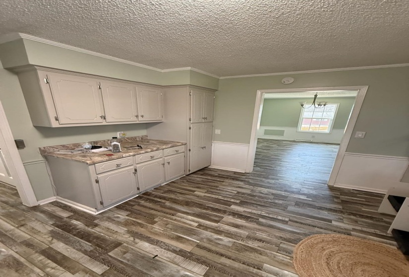 309 KIRKPATRICK DR, Selmer, Tennessee 38375-1806, 3 Bedroom Bedrooms, 8 Room Rooms,3 BathroomBathrooms,Residential,For Sale,KIRKPATRICK,0,10224046
