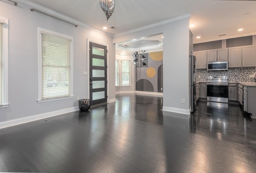 528 MONTEIGNE BLVD, Memphis, Tennessee 38103, 3 Bedrooms Bedrooms, 7 Rooms Rooms,2.1 BathroomsBathrooms,Residential,For Sale,MONTEIGNE,10224053