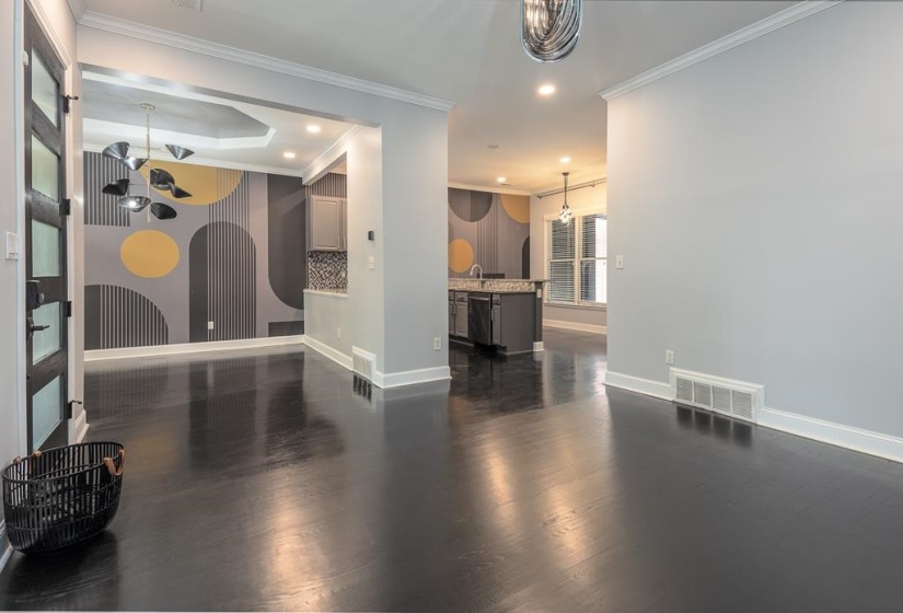 528 MONTEIGNE BLVD, Memphis, Tennessee 38103, 3 Bedrooms Bedrooms, 7 Rooms Rooms,2.1 BathroomsBathrooms,Residential,For Sale,MONTEIGNE,10224053