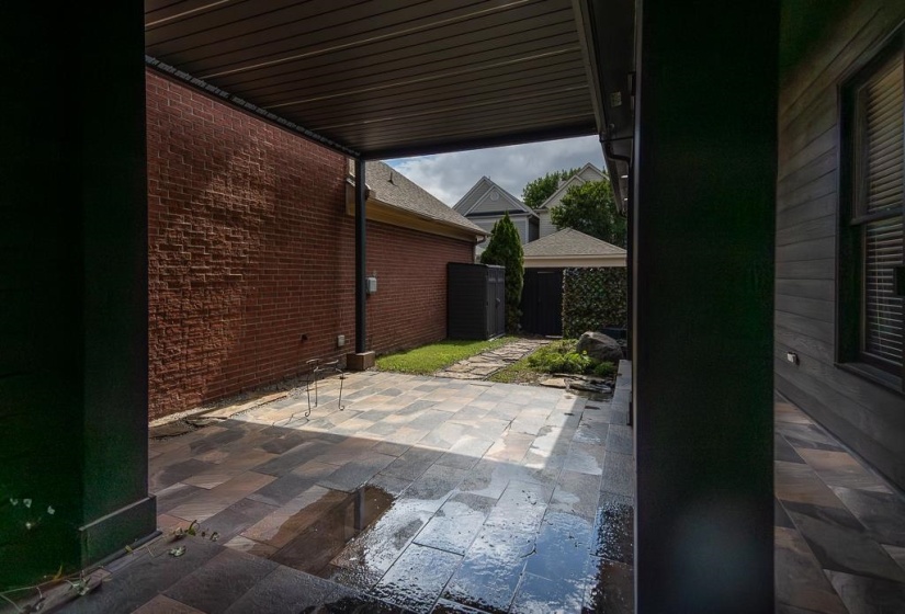 528 MONTEIGNE BLVD, Memphis, Tennessee 38103, 3 Bedrooms Bedrooms, 7 Rooms Rooms,2.1 BathroomsBathrooms,Residential,For Sale,MONTEIGNE,10224053