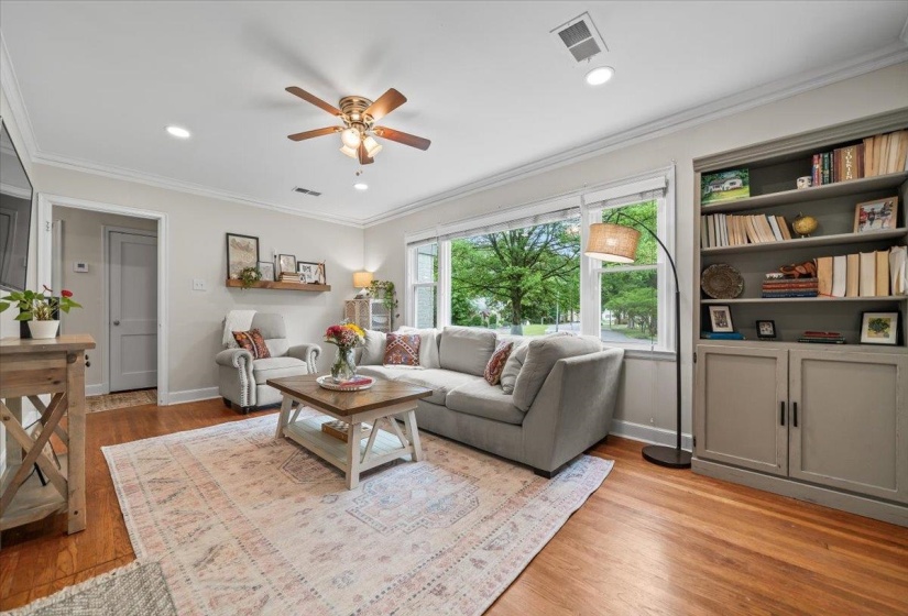 3175 NORTHWOOD DR, Memphis, Tennessee 38111, 2 Bedrooms Bedrooms, 5 Rooms Rooms,1 BathroomBathrooms,Residential,For Sale,NORTHWOOD,10224059