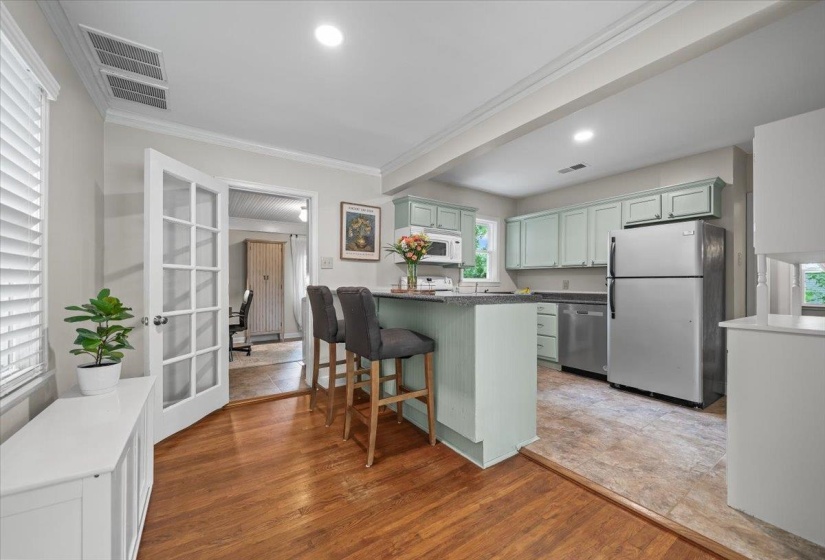 3175 NORTHWOOD DR, Memphis, Tennessee 38111, 2 Bedrooms Bedrooms, 5 Rooms Rooms,1 BathroomBathrooms,Residential,For Sale,NORTHWOOD,10224059