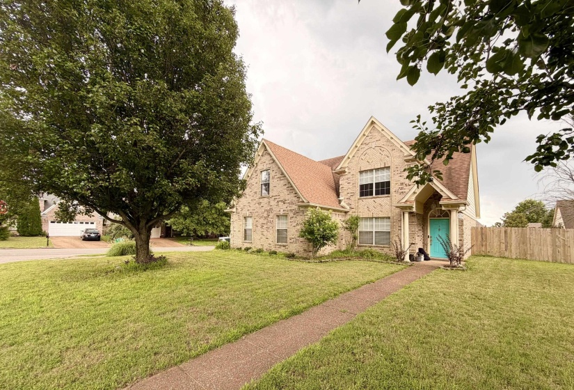 240 MAGNOLIA GARDEN LN, Oakland, Tennessee 38060, 4 Bedroom Bedrooms, 7 Room Rooms,2.1 BathroomBathrooms,Rental Properties,For Sale,MAGNOLIA GARDEN,0,10224081
