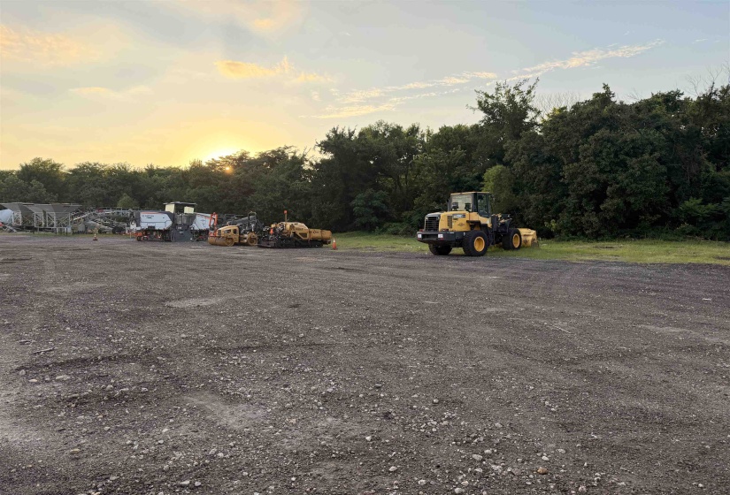 2944 MILLBRANCH RD, Memphis, Tennessee 38116, ,Land,For Sale,MILLBRANCH,10224066