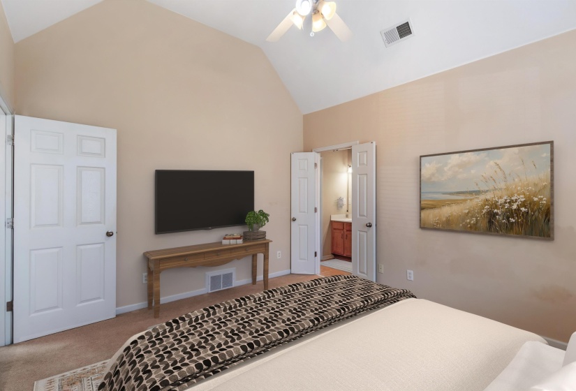 1365 HARBOR PARK DR, Memphis, Tennessee 38103, 3 Bedroom Bedrooms, 5 Room Rooms,2 BathroomBathrooms,Residential,For Sale,HARBOR PARK,0,10224077