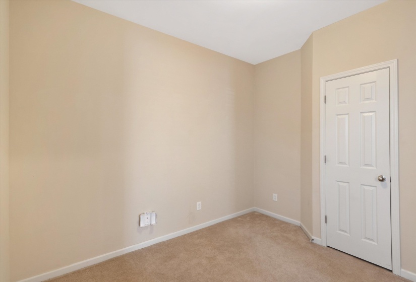 1365 HARBOR PARK DR, Memphis, Tennessee 38103, 3 Bedroom Bedrooms, 5 Room Rooms,2 BathroomBathrooms,Residential,For Sale,HARBOR PARK,0,10224077